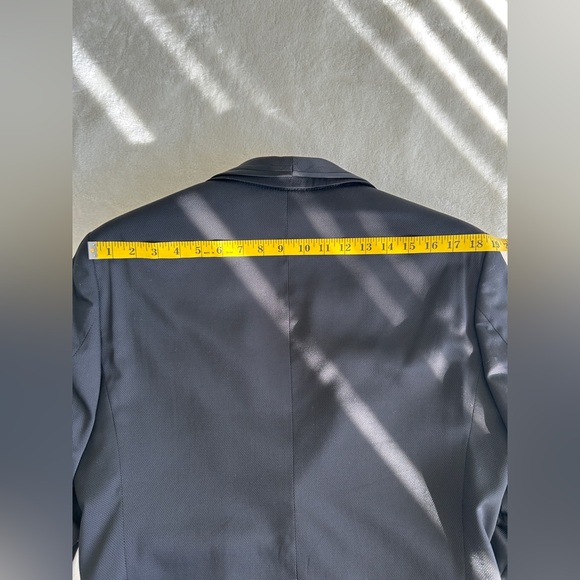 3-piece black tuxedo wedding and business suit with removable collar - Picture 7 of 16